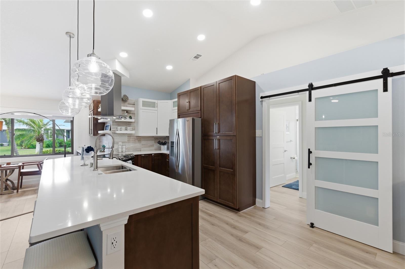 Image 15 of 56 For 302 Grace Street