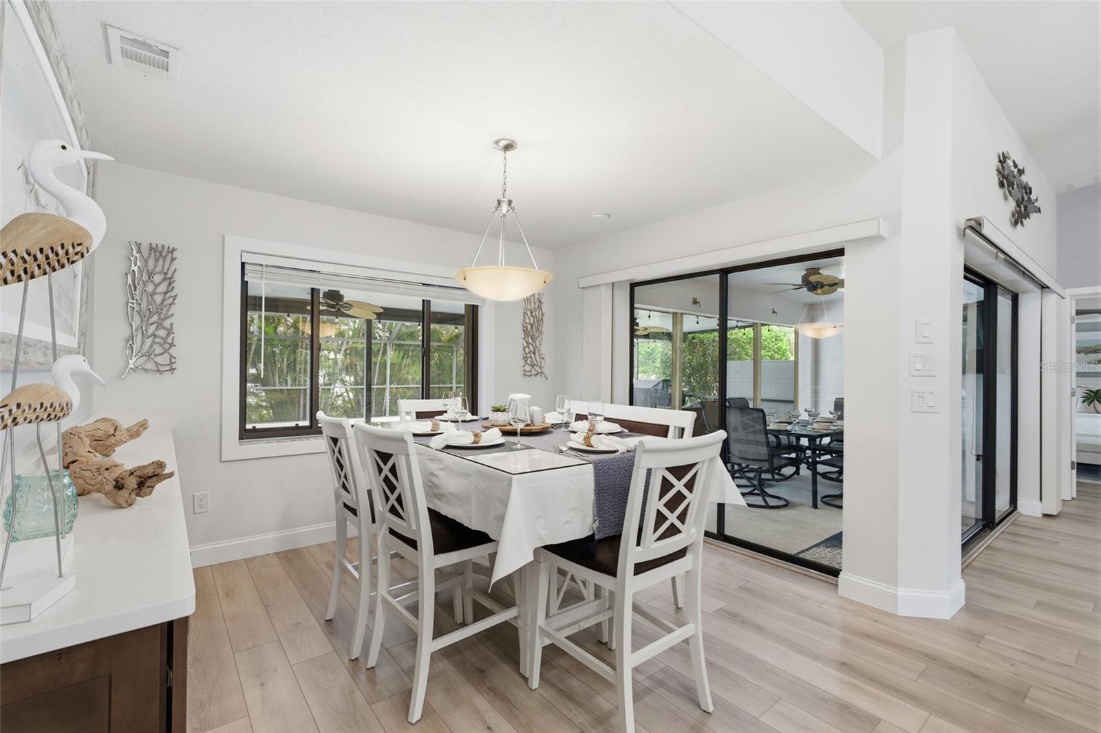 Image 18 of 56 For 302 Grace Street