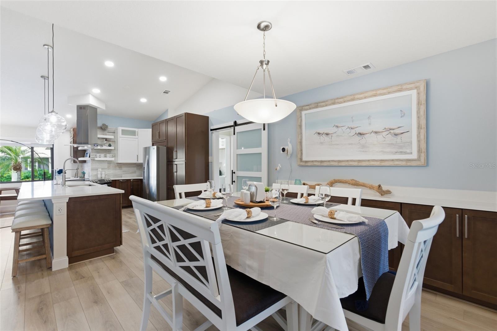 Image 22 of 56 For 302 Grace Street