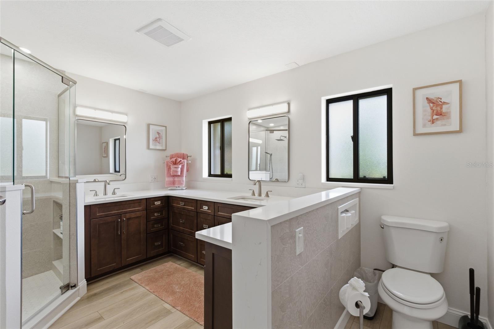 Image 30 of 56 For 302 Grace Street