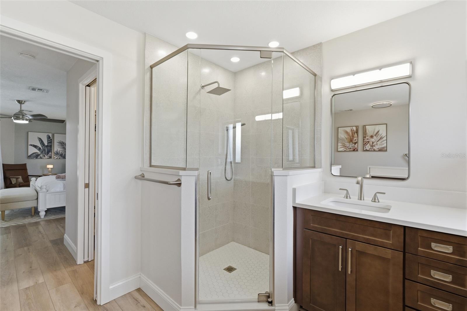 Image 31 of 56 For 302 Grace Street