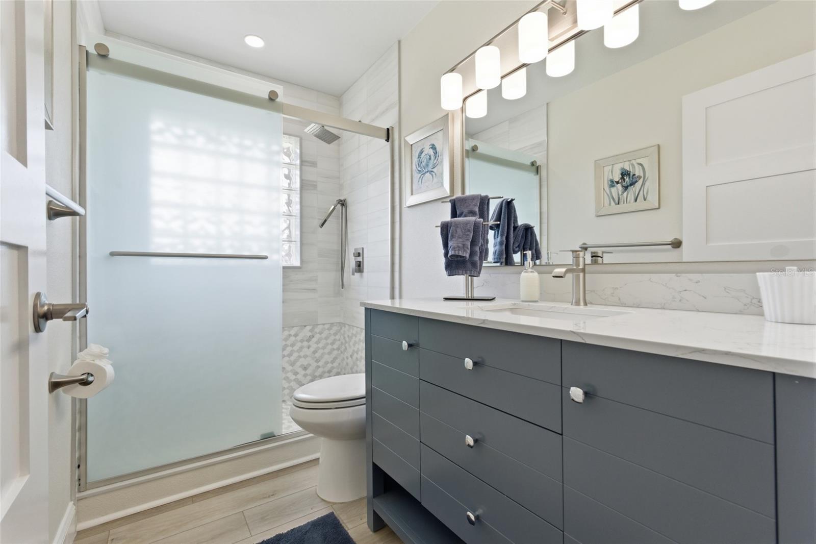 Image 34 of 56 For 302 Grace Street