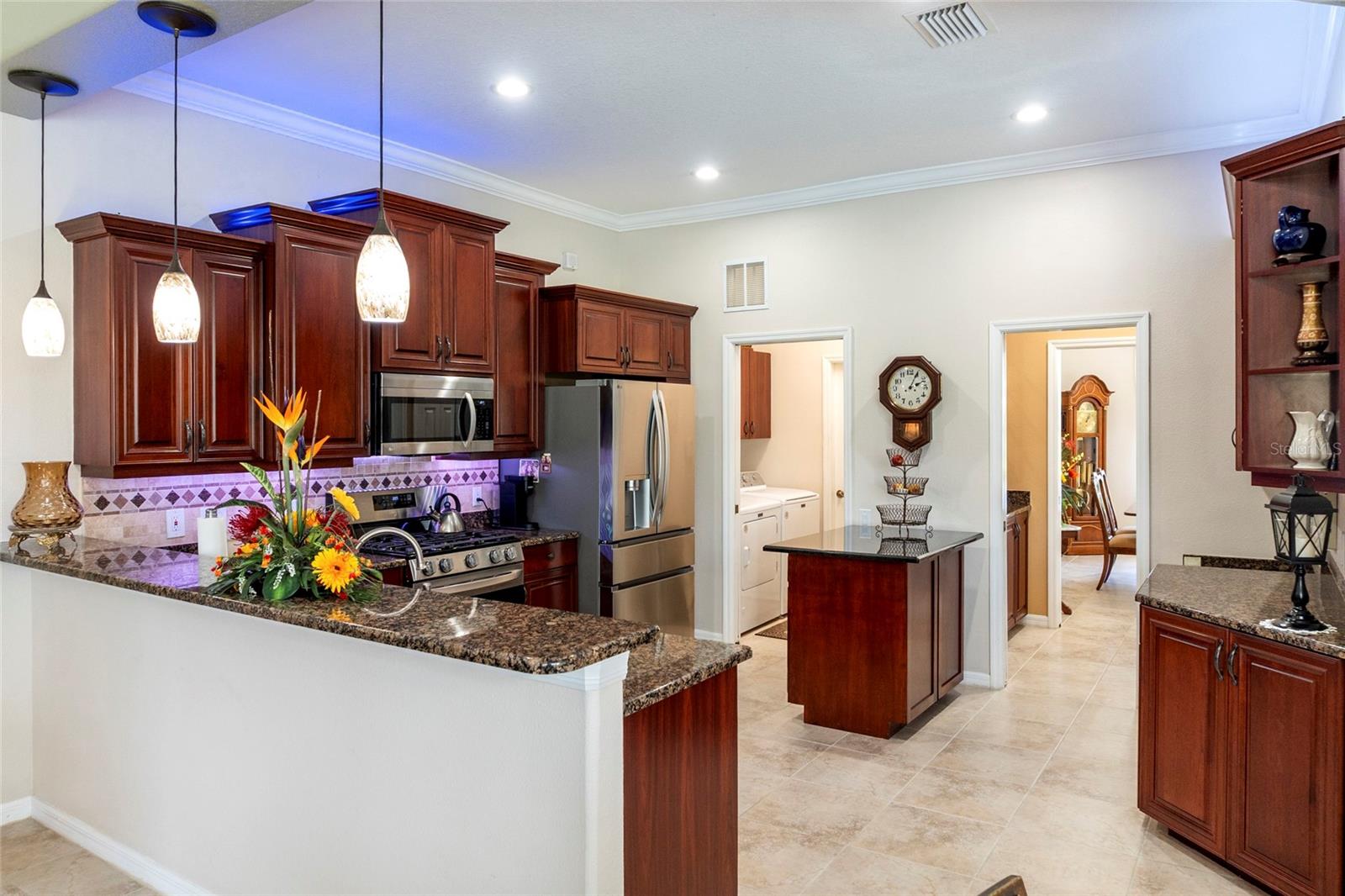 Image 12 of 42 For 1872 Coconut Palm Circle