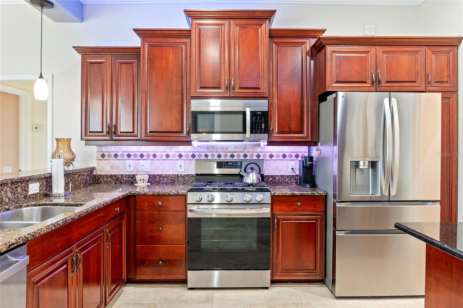 Image 13 of 42 For 1872 Coconut Palm Circle