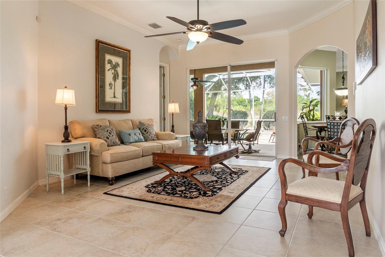 Image 7 of 42 For 1872 Coconut Palm Circle