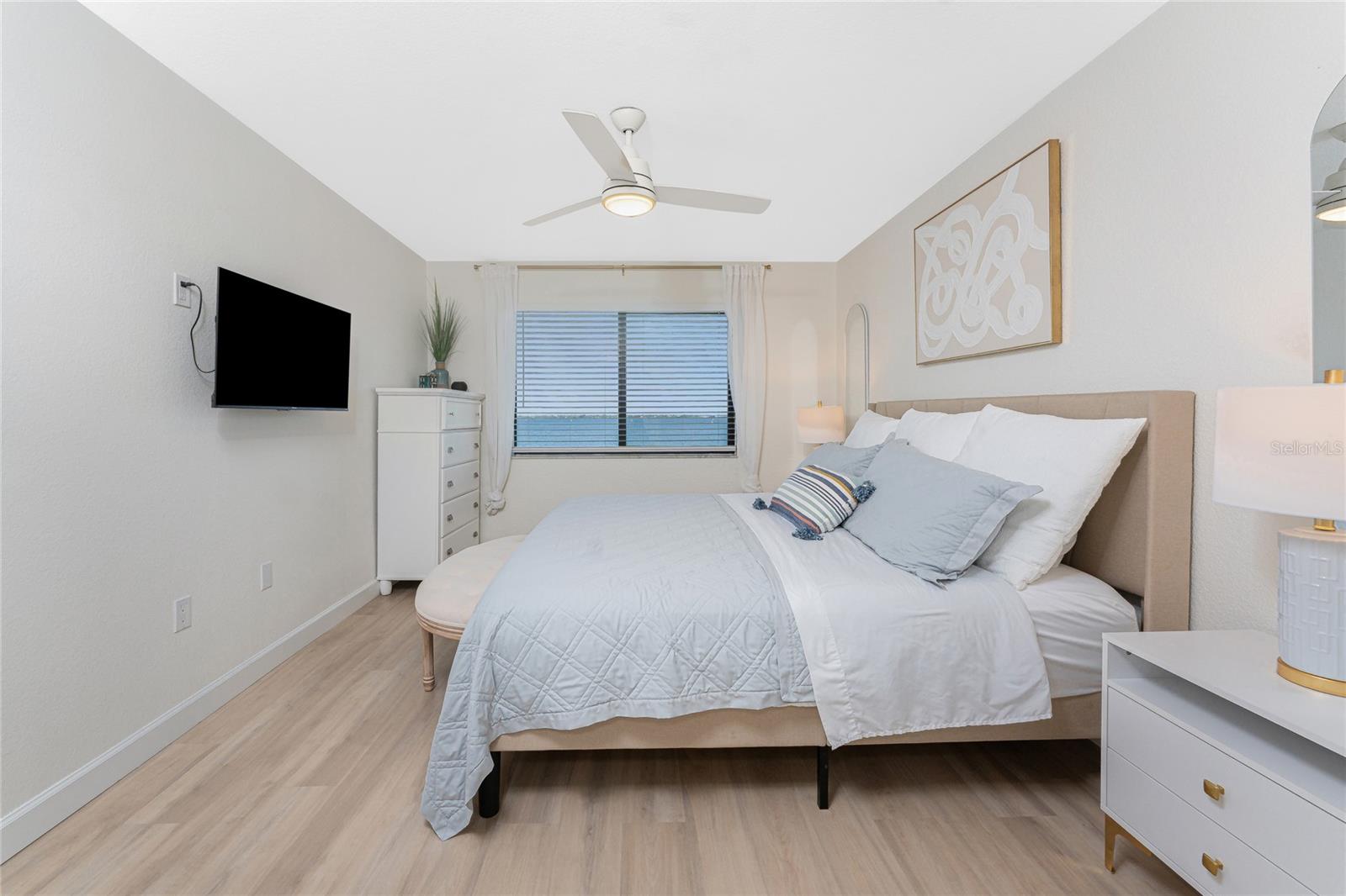 Image 23 of 73 For 1500 Park Beach Circle 3d