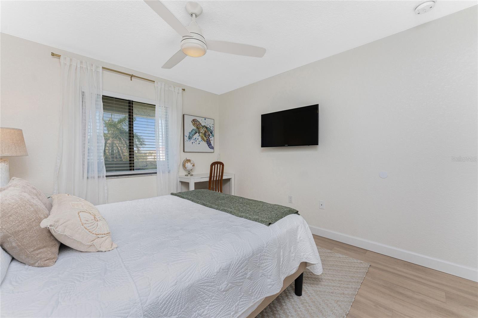 Image 30 of 73 For 1500 Park Beach Circle 3d