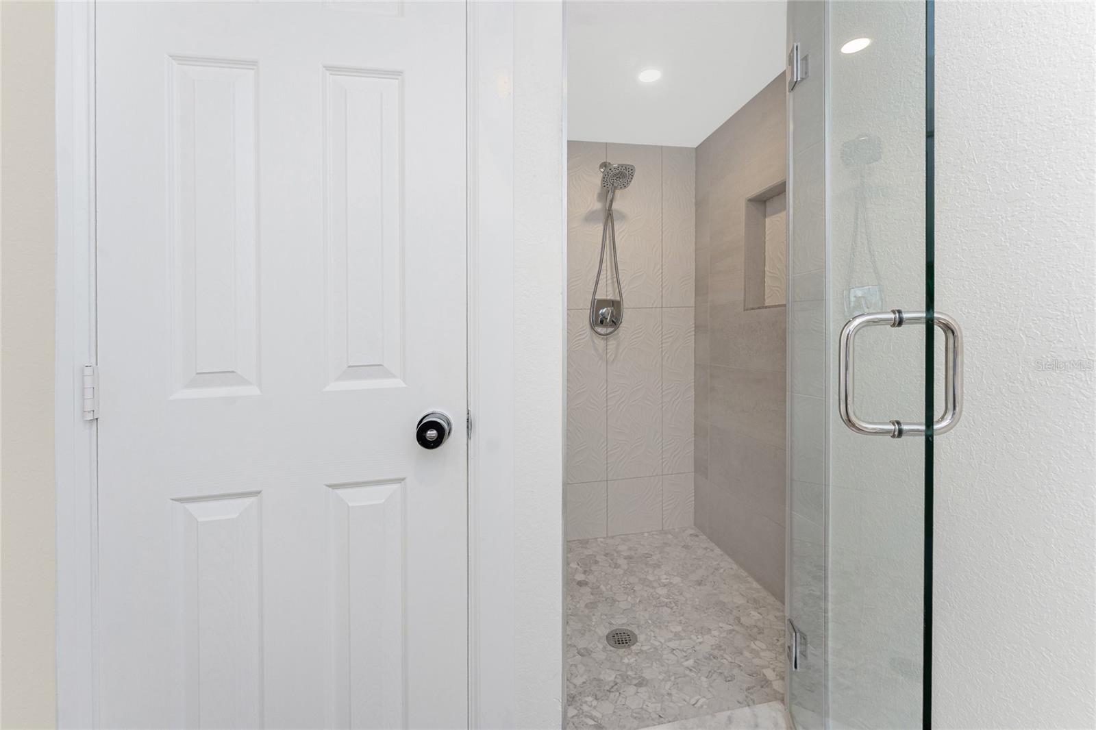 Image 35 of 73 For 1500 Park Beach Circle 3d