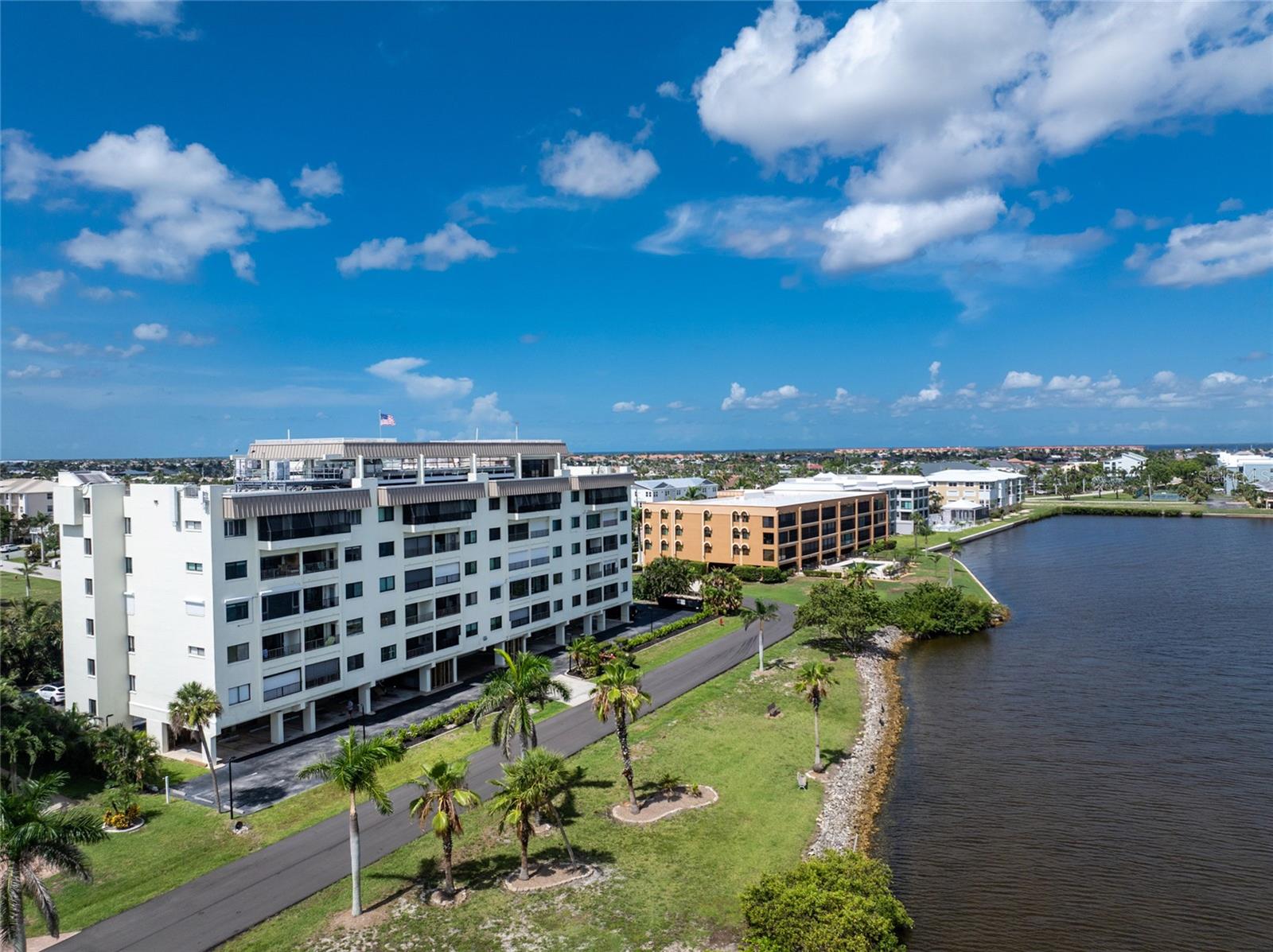 Image 55 of 73 For 1500 Park Beach Circle 3d