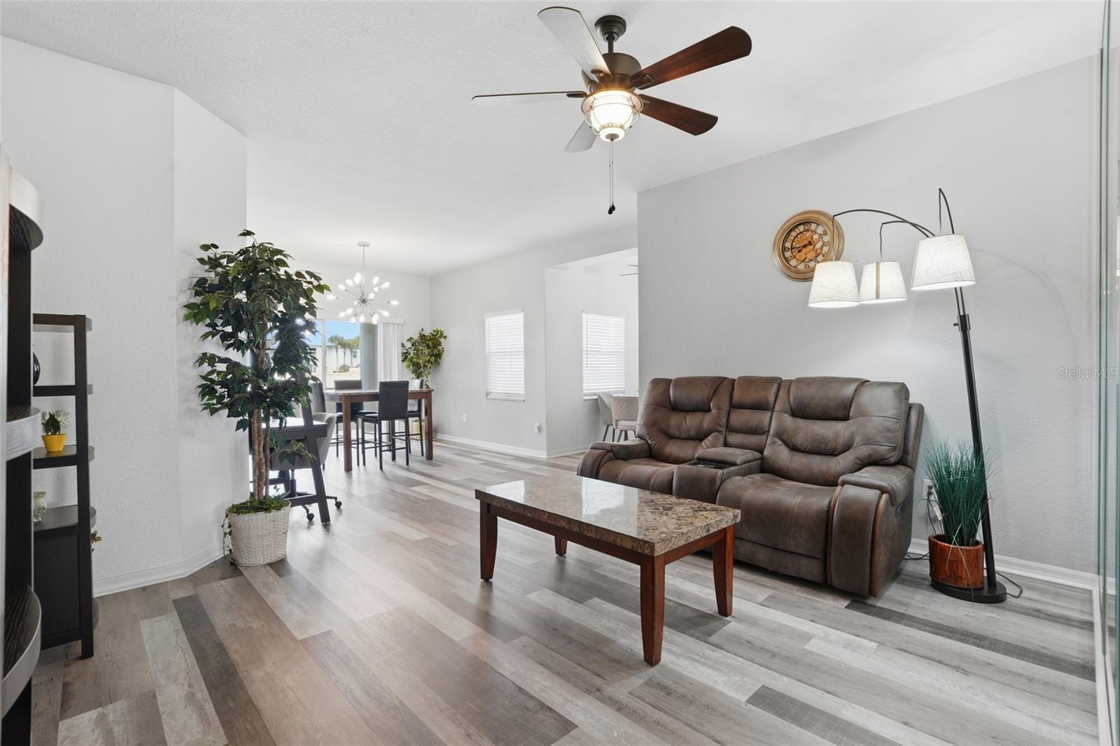 Image 11 of 46 For 5800 Sabal Trace Drive 801