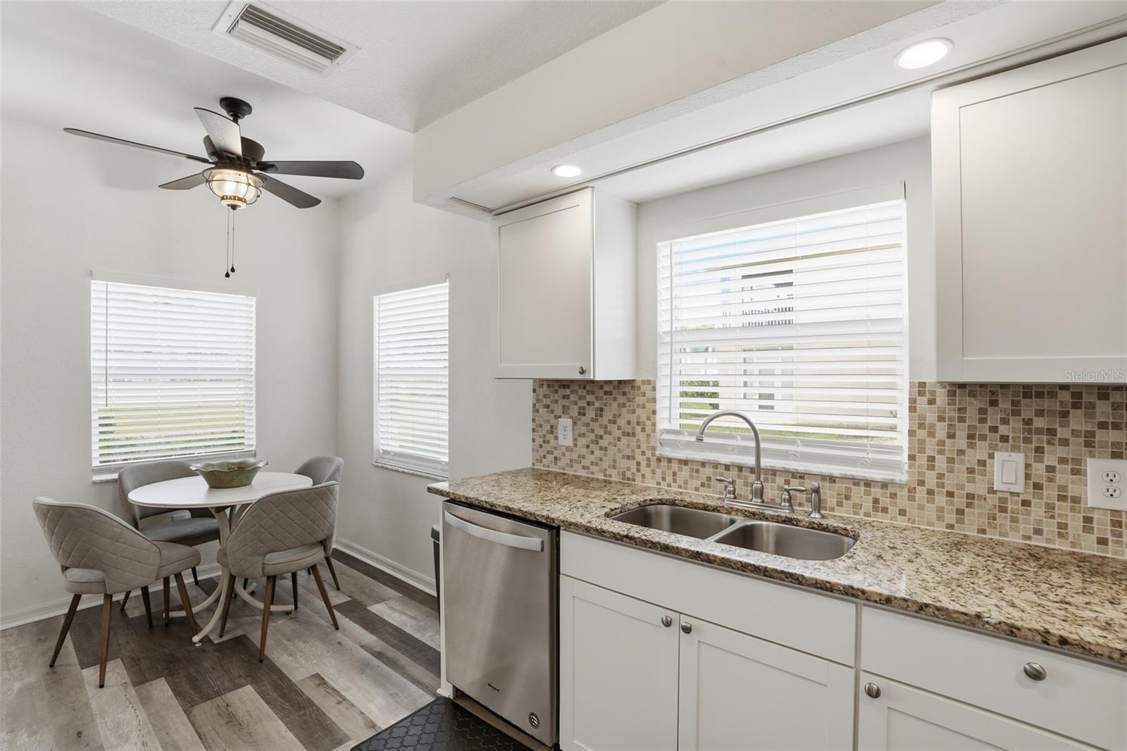 Image 14 of 46 For 5800 Sabal Trace Drive 801