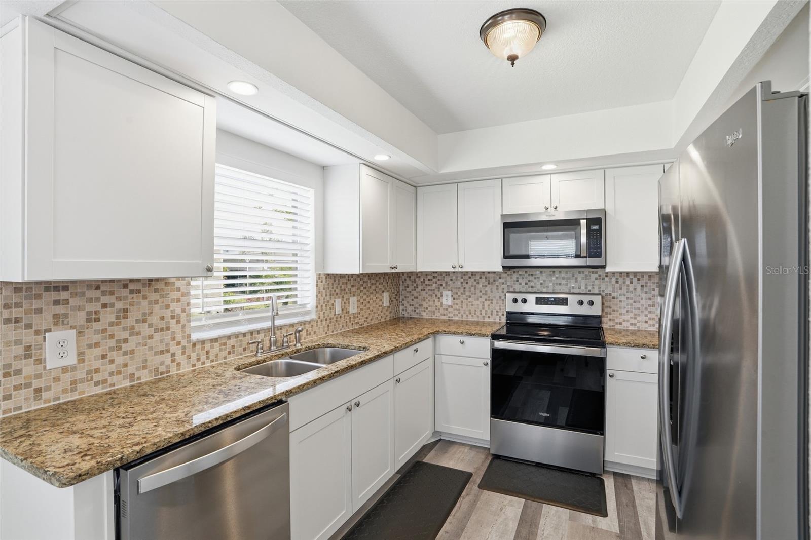 Image 16 of 46 For 5800 Sabal Trace Drive 801