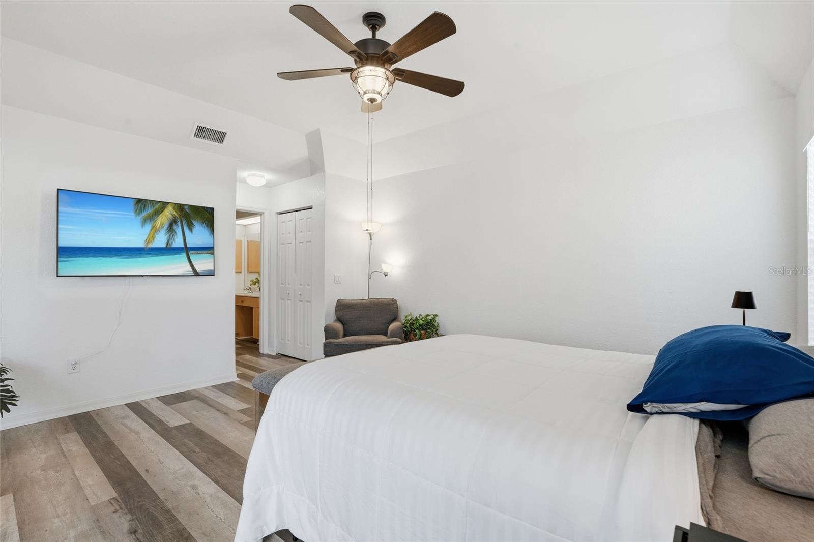 Image 25 of 46 For 5800 Sabal Trace Drive 801