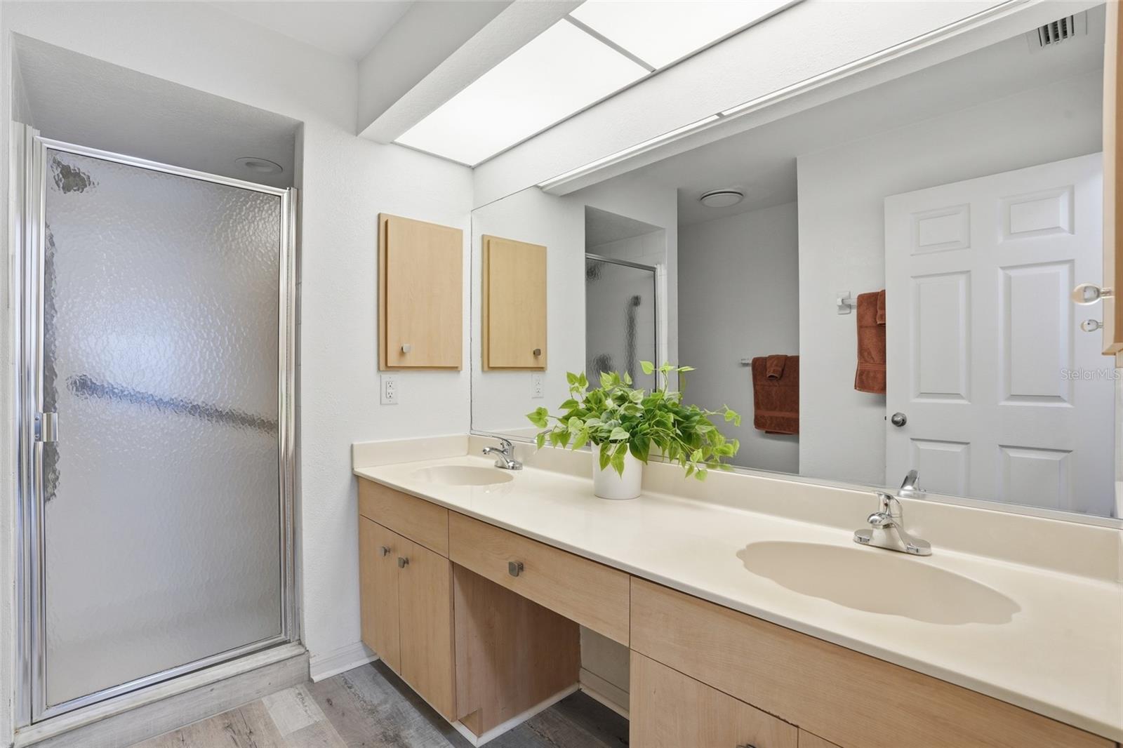 Image 29 of 46 For 5800 Sabal Trace Drive 801