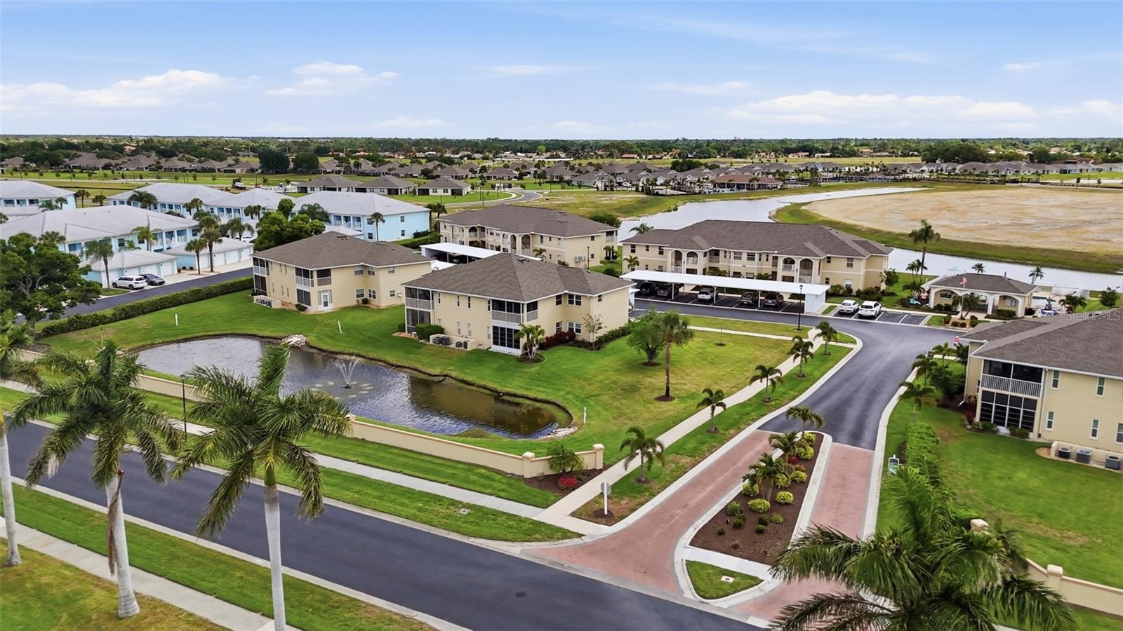 Image 42 of 46 For 5800 Sabal Trace Drive 801