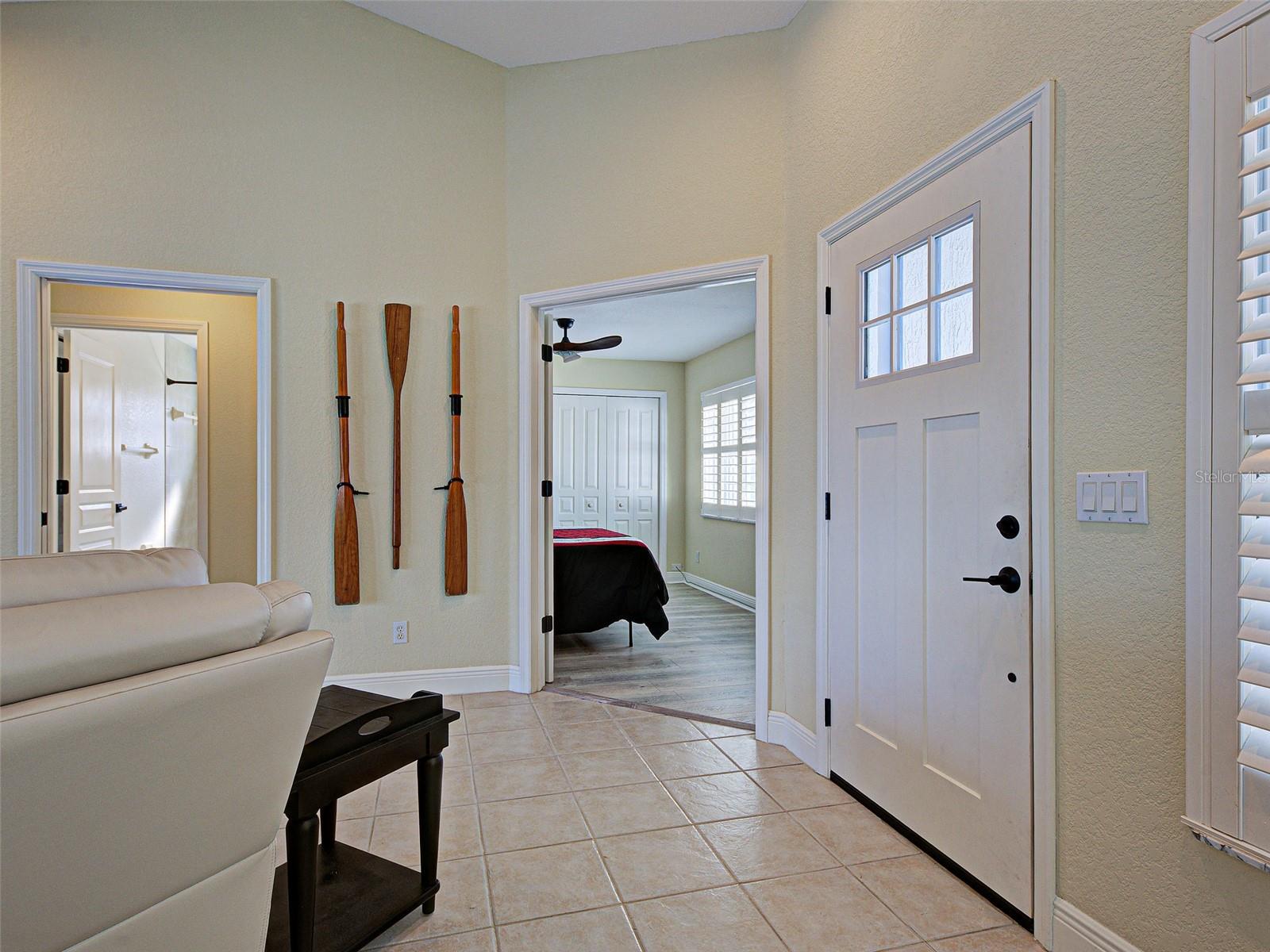 Image 15 of 49 For 8577 Calumet Boulevard