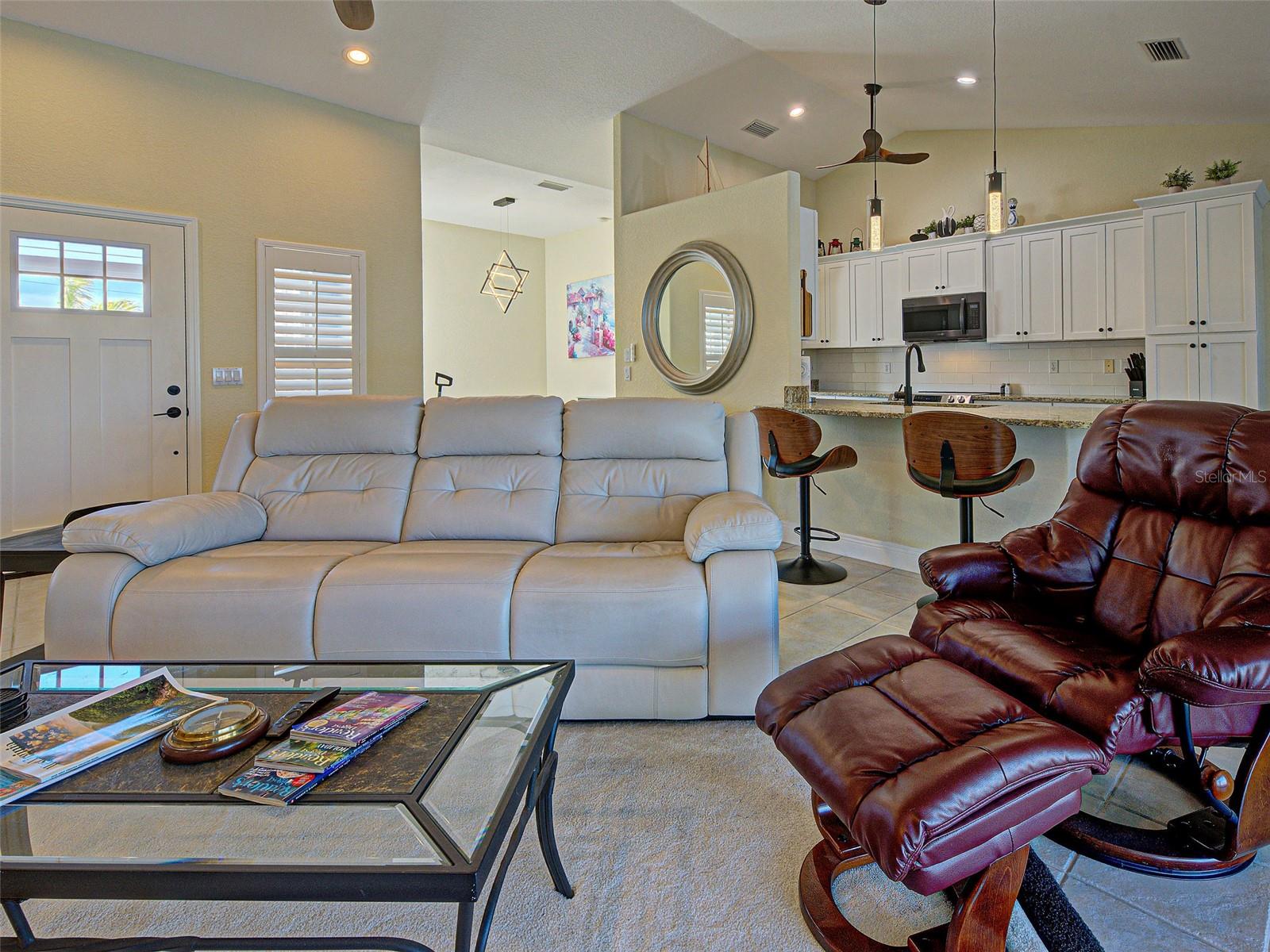 Image 17 of 49 For 8577 Calumet Boulevard