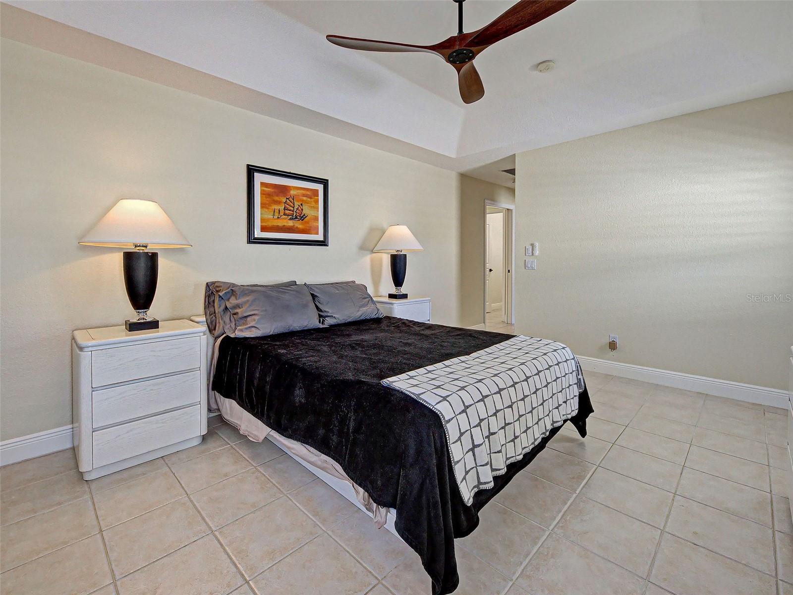 Image 24 of 49 For 8577 Calumet Boulevard