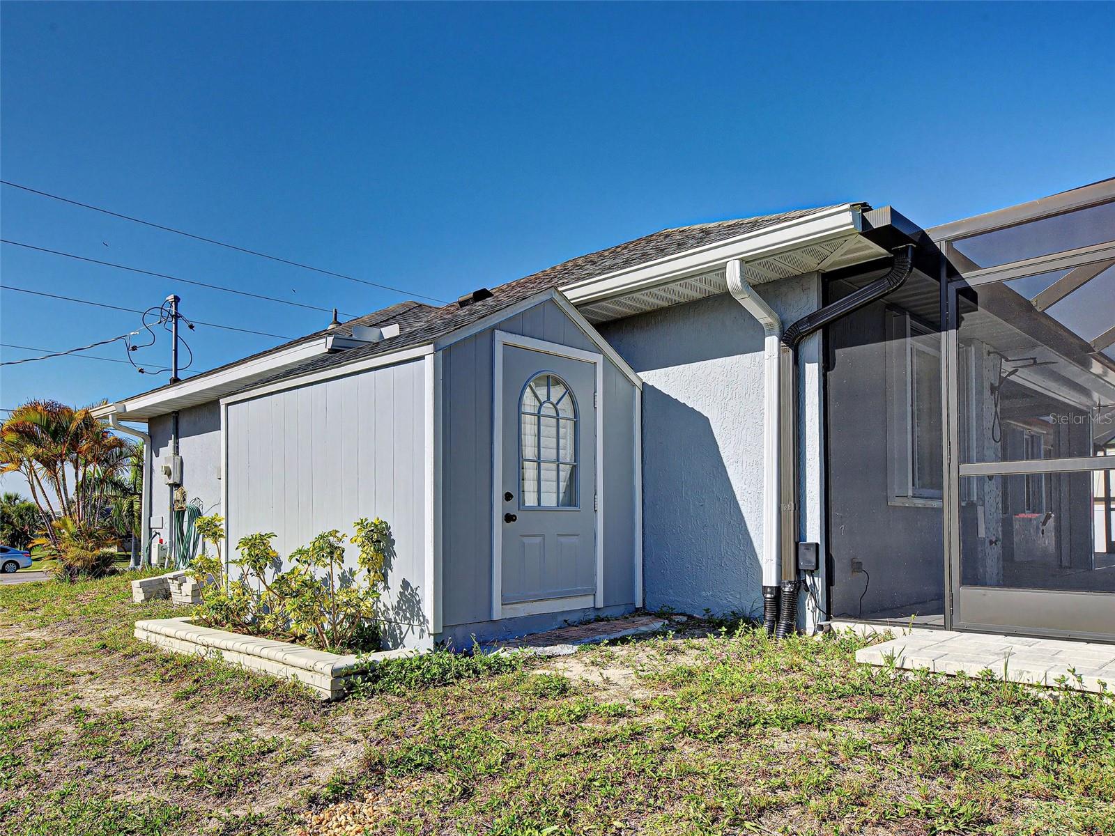 Image 8 of 49 For 8577 Calumet Boulevard