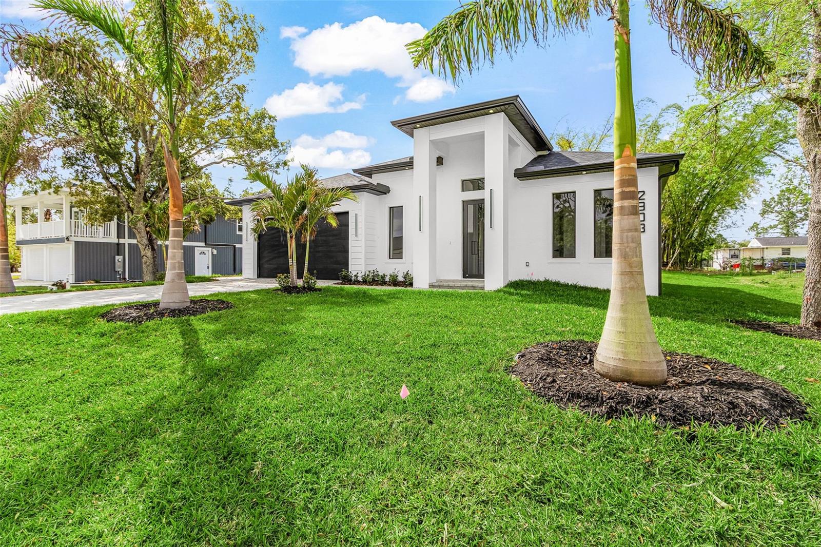 Image 11 of 42 For 2903 10th Street Sw