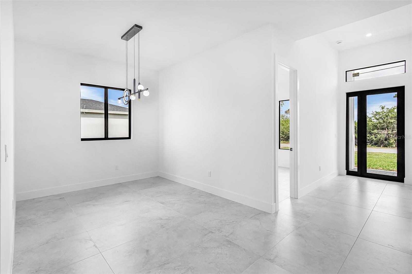 Image 18 of 42 For 2903 10th Street Sw