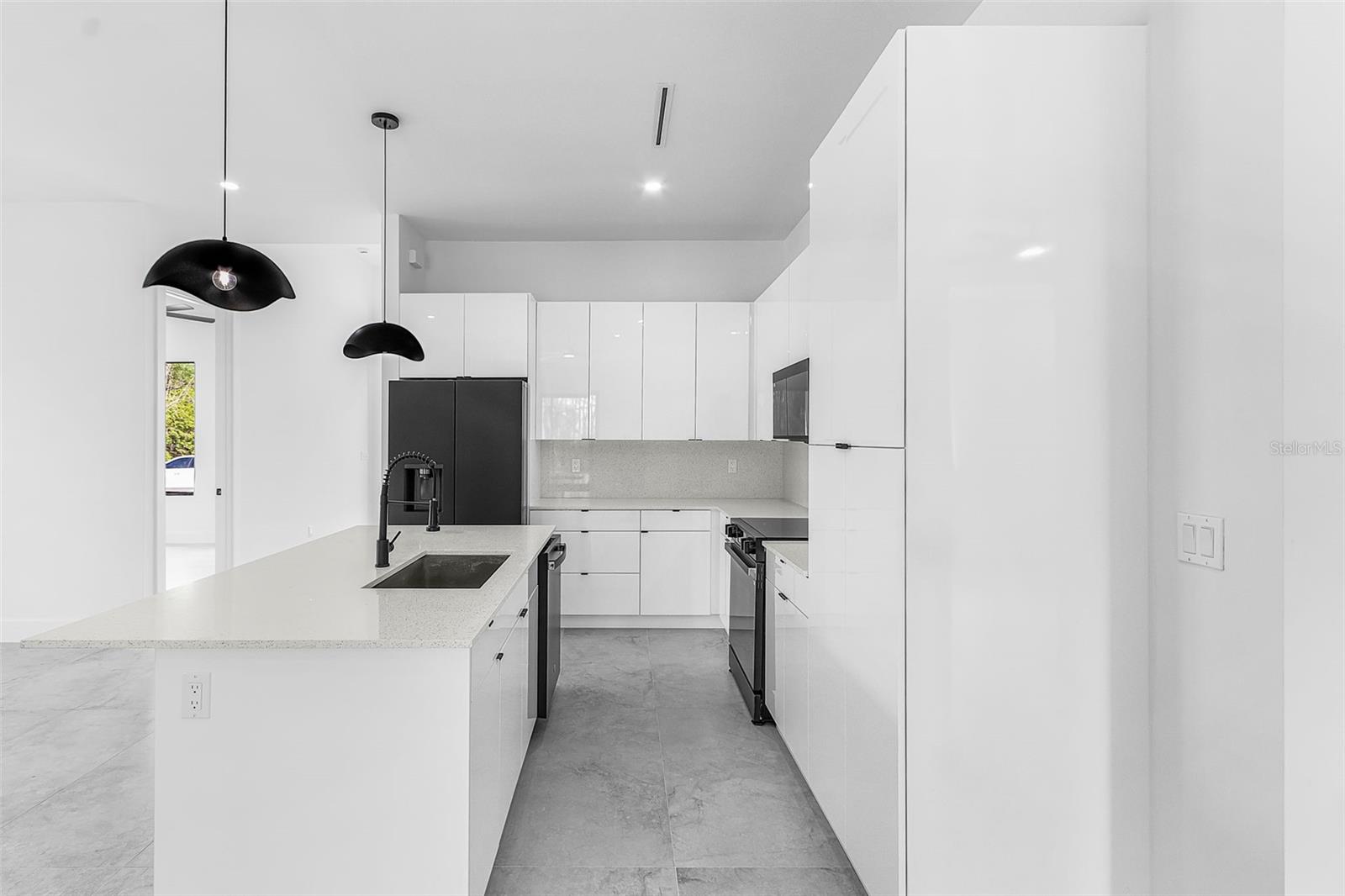 Image 24 of 42 For 2903 10th Street Sw