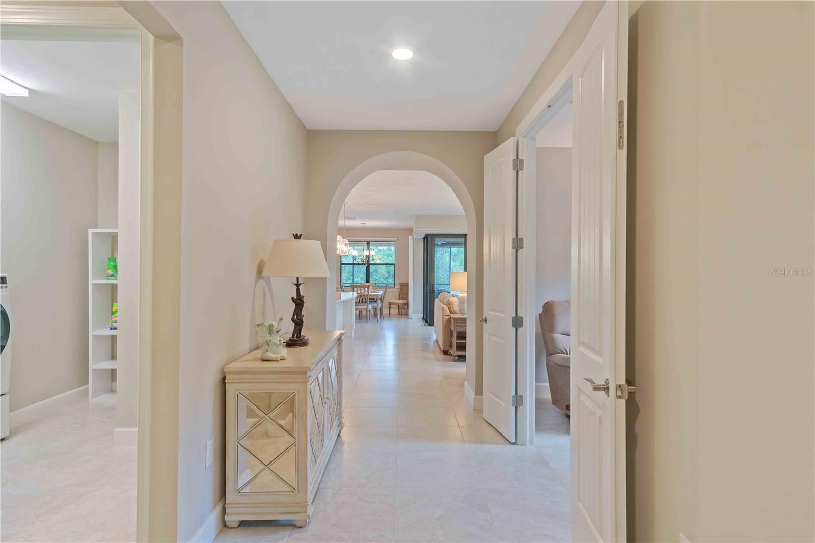 Image 10 of 95 For 1596 Hyssop Loop