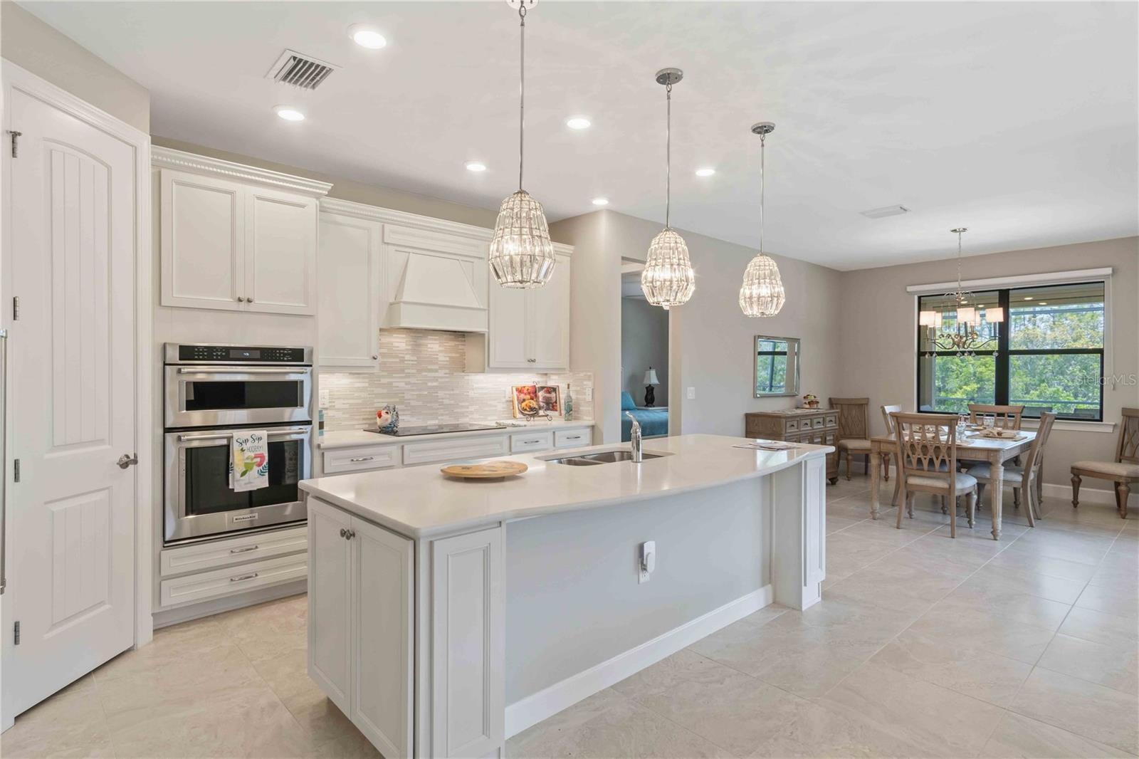 Image 12 of 95 For 1596 Hyssop Loop