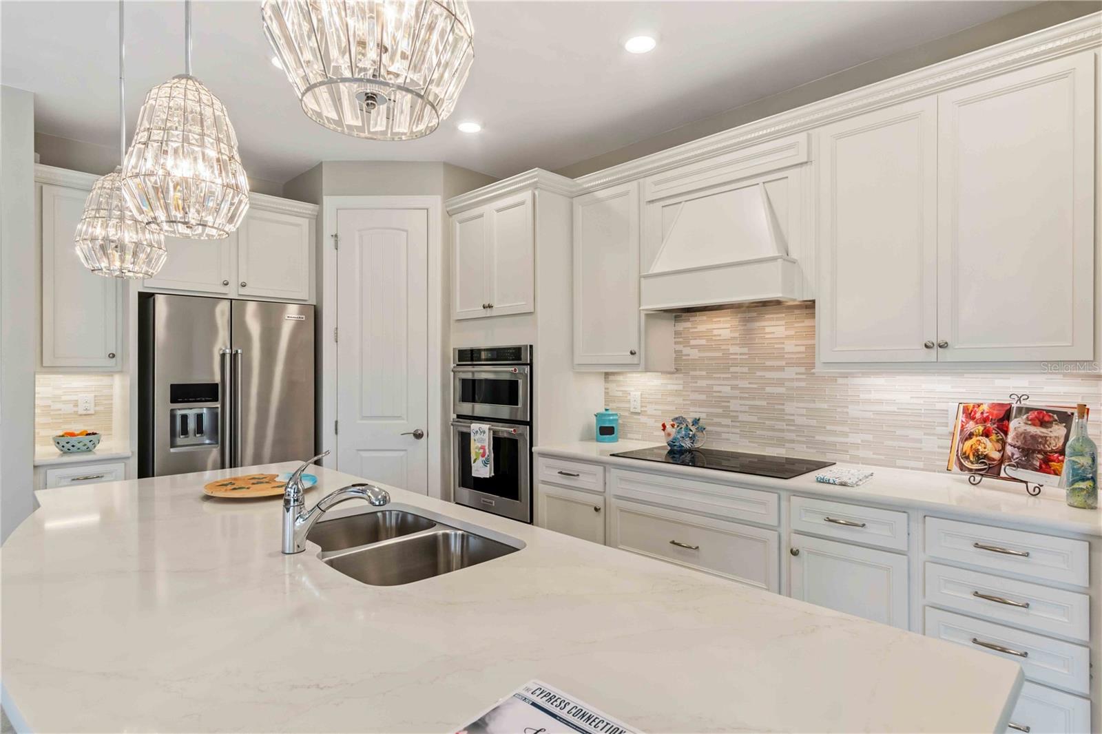 Image 14 of 95 For 1596 Hyssop Loop