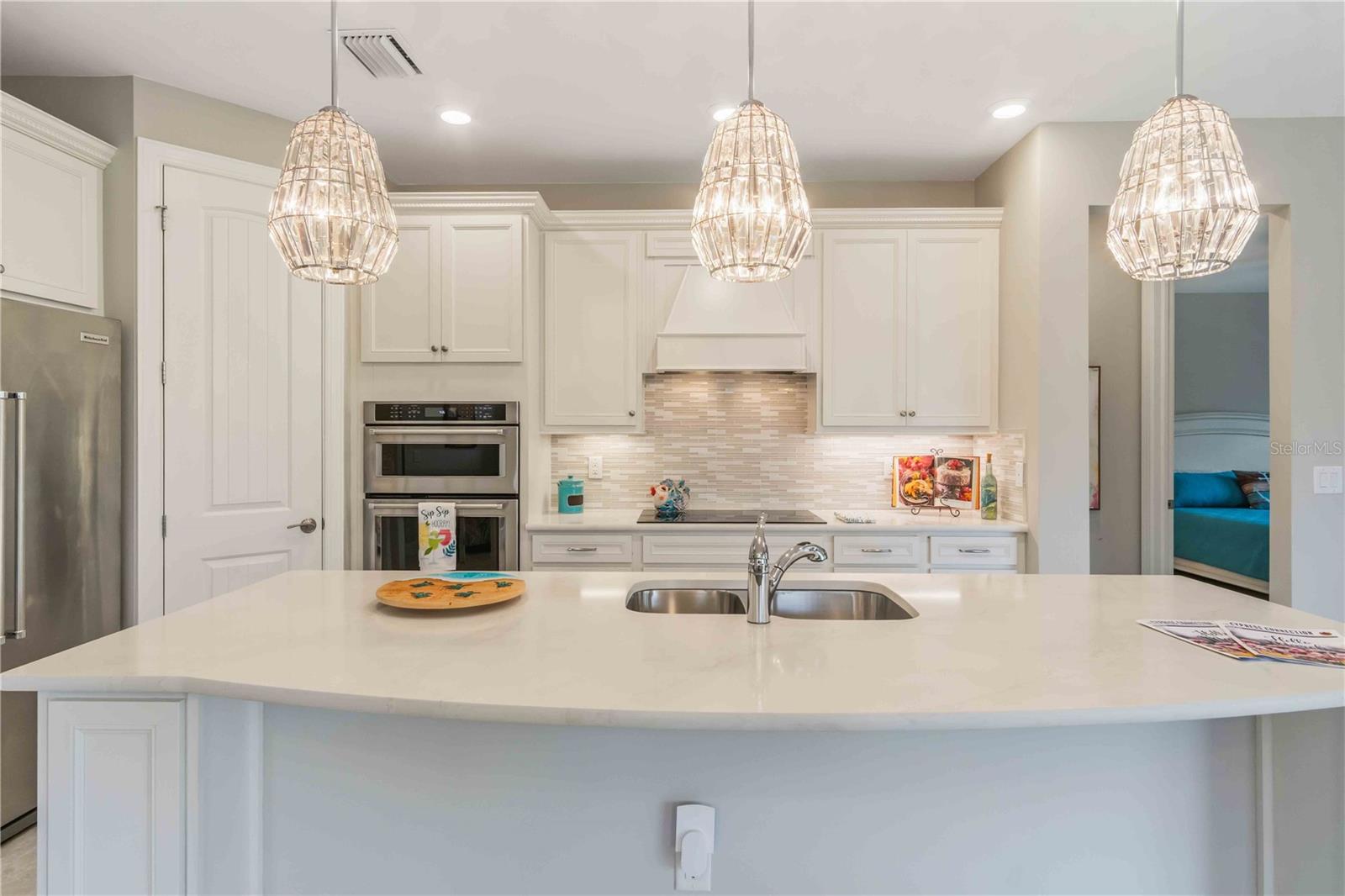 Image 15 of 95 For 1596 Hyssop Loop