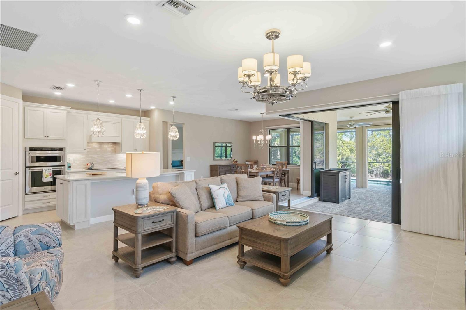 Image 22 of 95 For 1596 Hyssop Loop