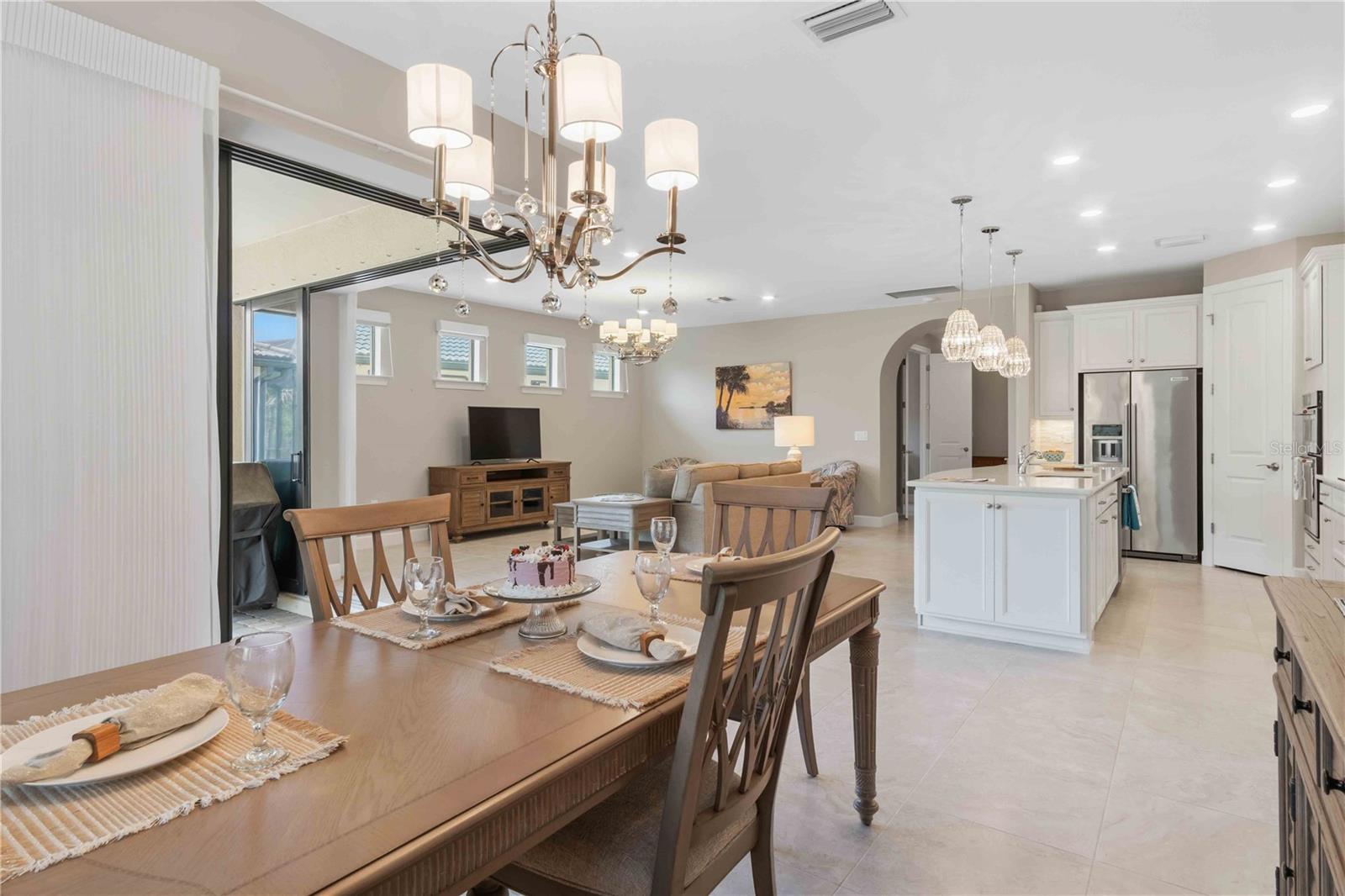 Image 29 of 95 For 1596 Hyssop Loop