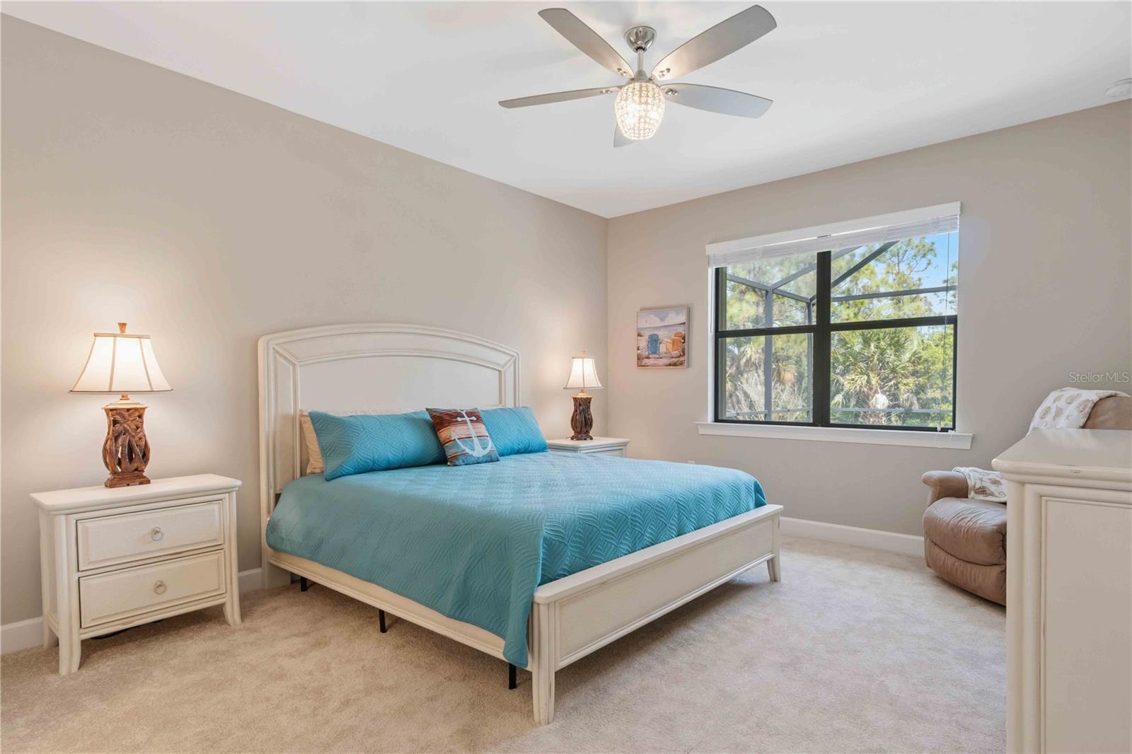 Image 32 of 95 For 1596 Hyssop Loop