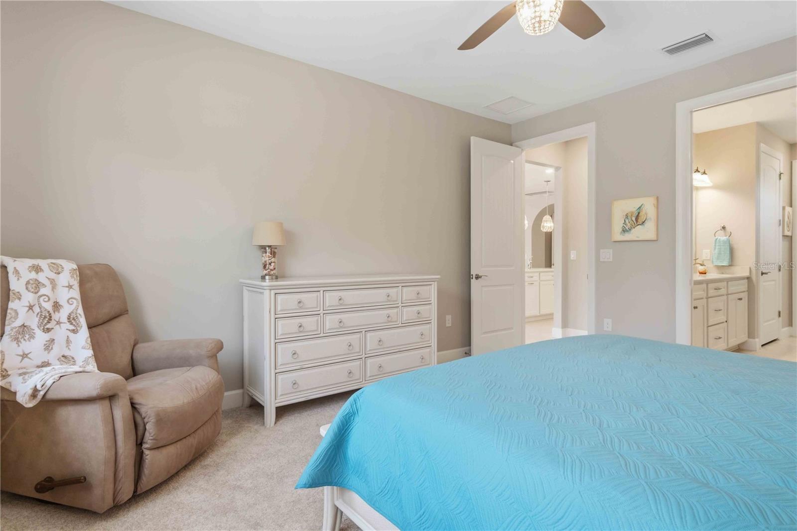 Image 34 of 95 For 1596 Hyssop Loop