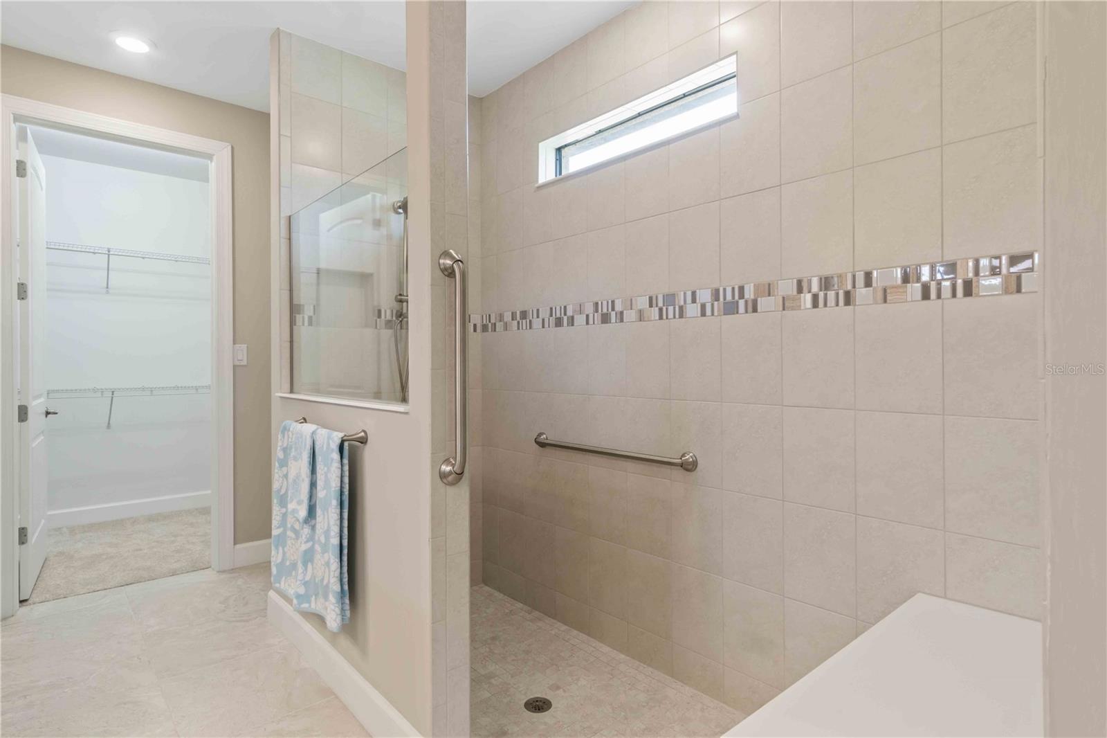 Image 39 of 95 For 1596 Hyssop Loop