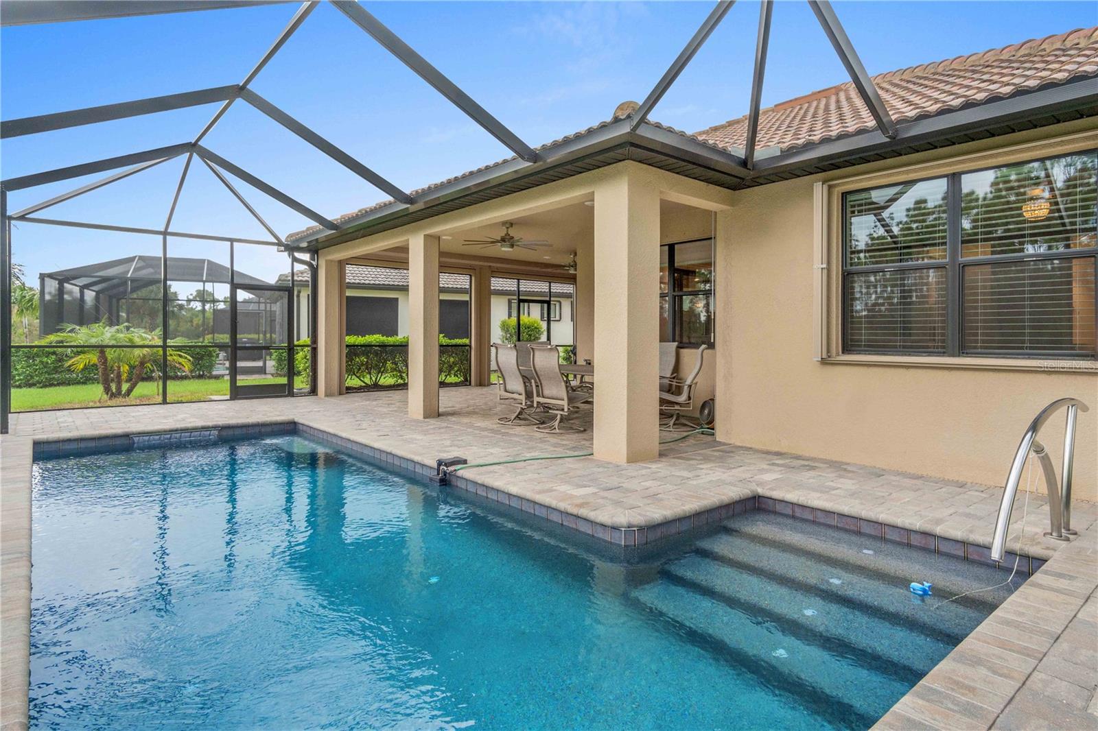 Image 4 of 95 For 1596 Hyssop Loop