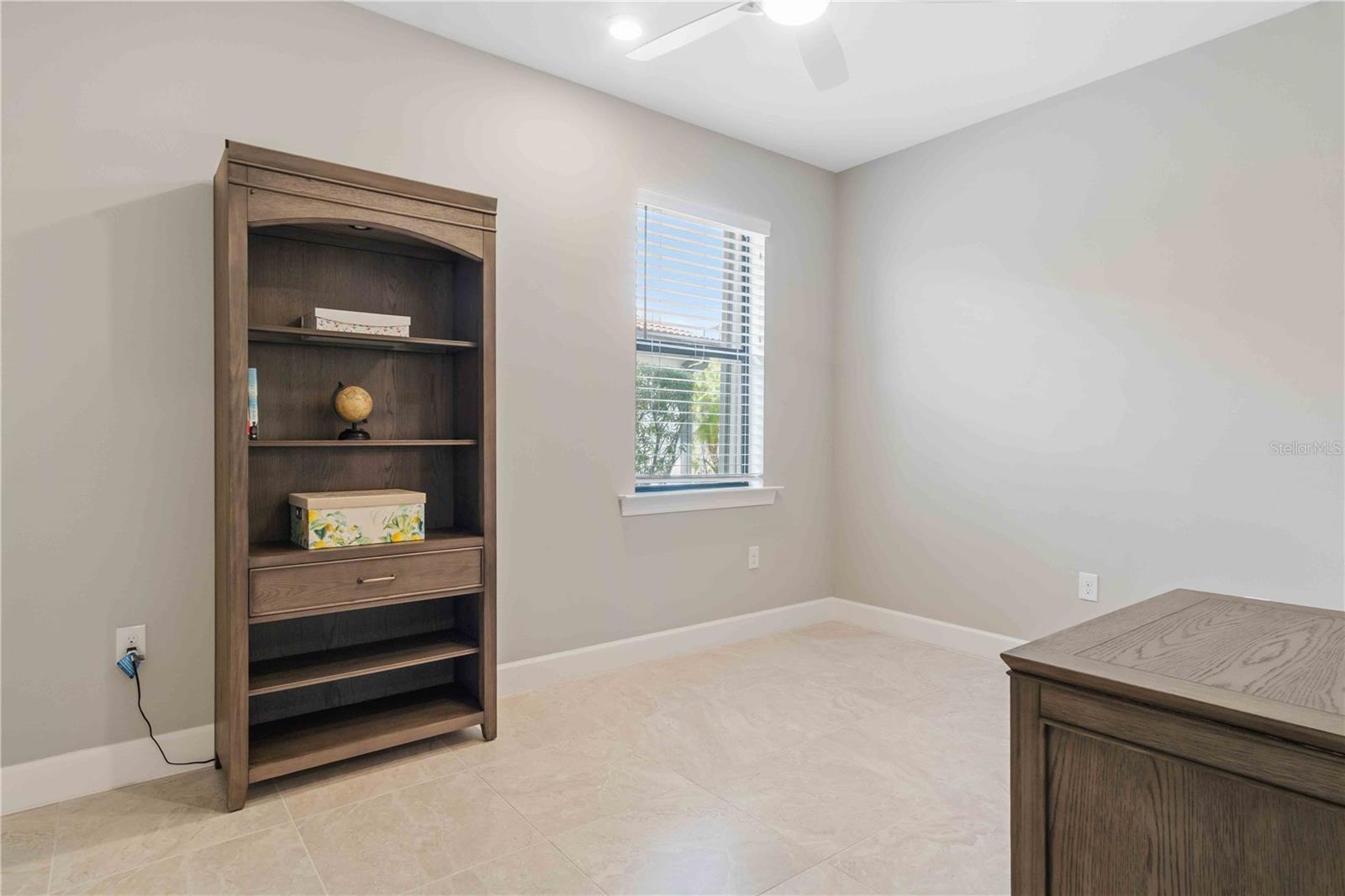 Image 48 of 95 For 1596 Hyssop Loop