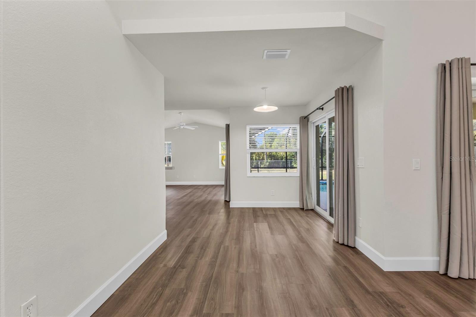 Image 14 of 73 For 2485 Traverse Avenue