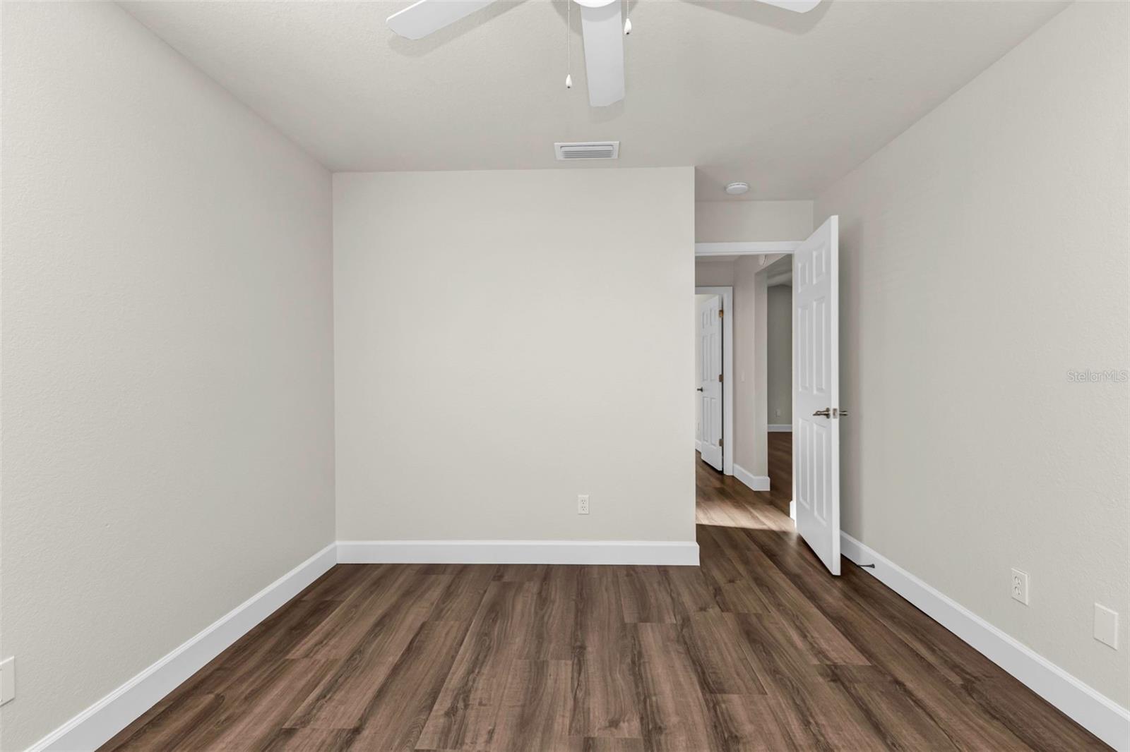 Image 27 of 73 For 2485 Traverse Avenue