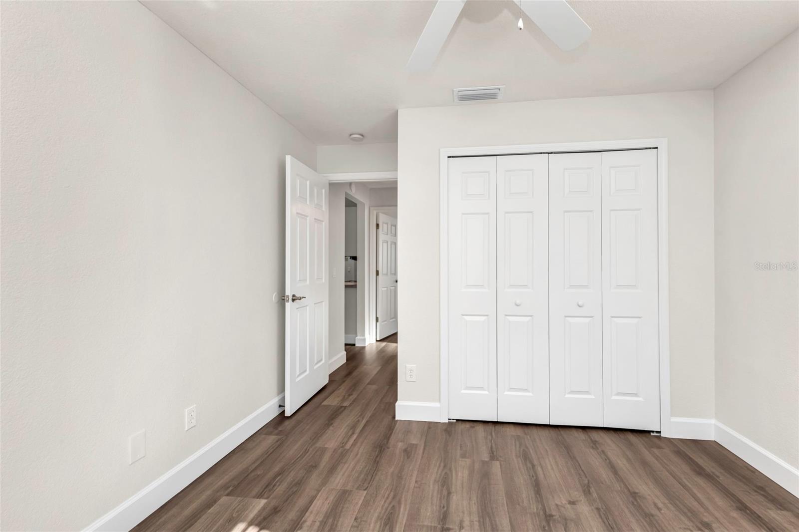 Image 31 of 73 For 2485 Traverse Avenue