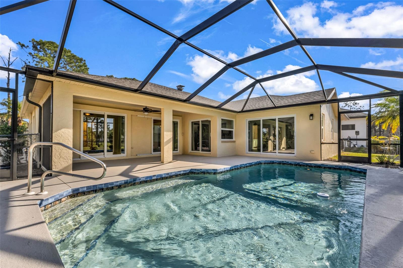 Image 42 of 73 For 2485 Traverse Avenue