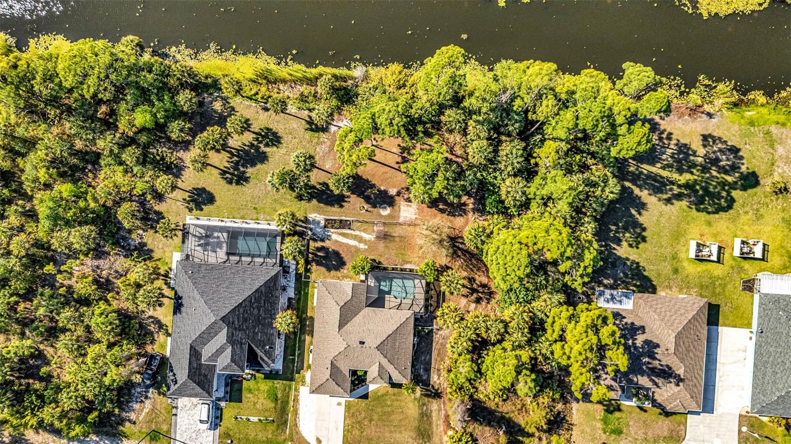 Image 57 of 73 For 2485 Traverse Avenue