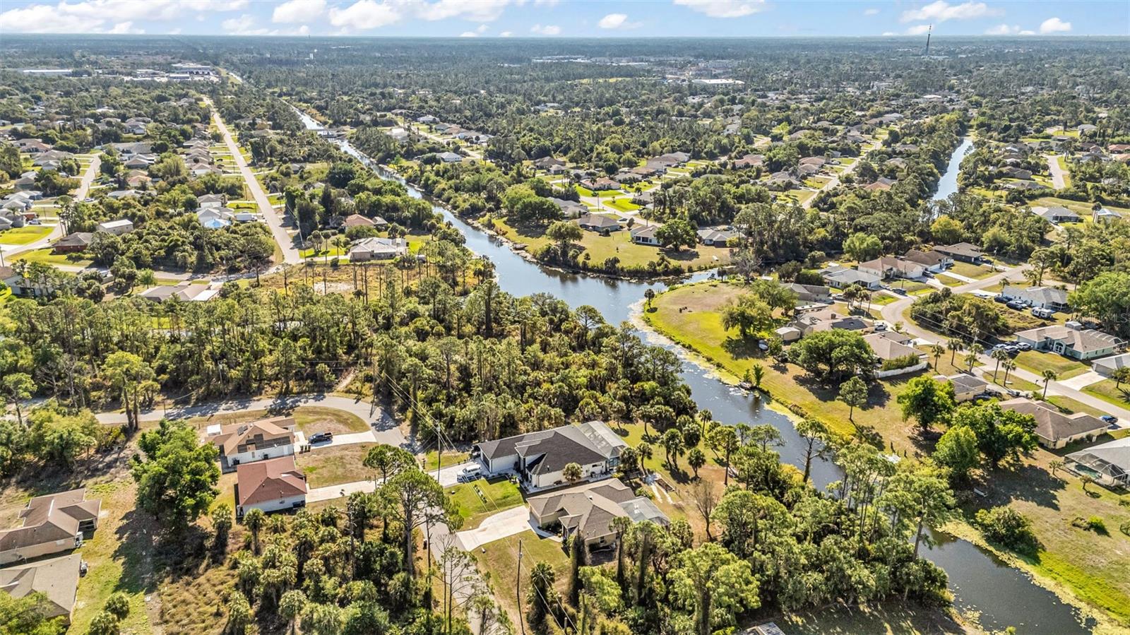 Image 62 of 73 For 2485 Traverse Avenue