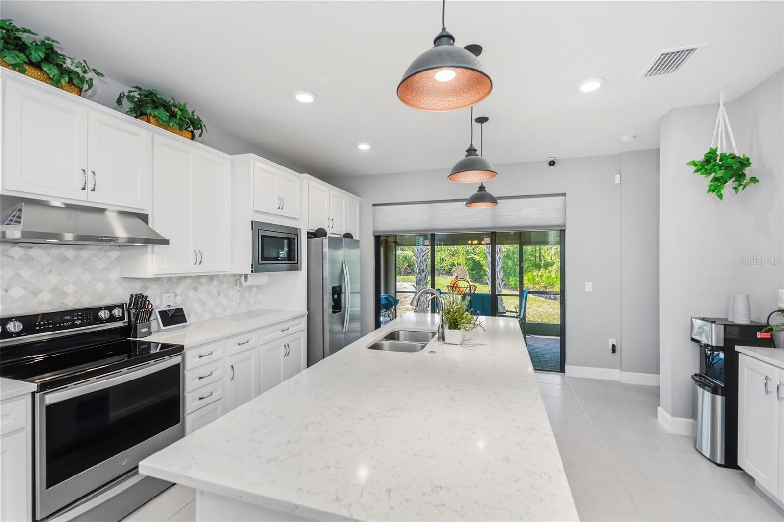 Image 22 of 56 For 2475 Brassica Drive