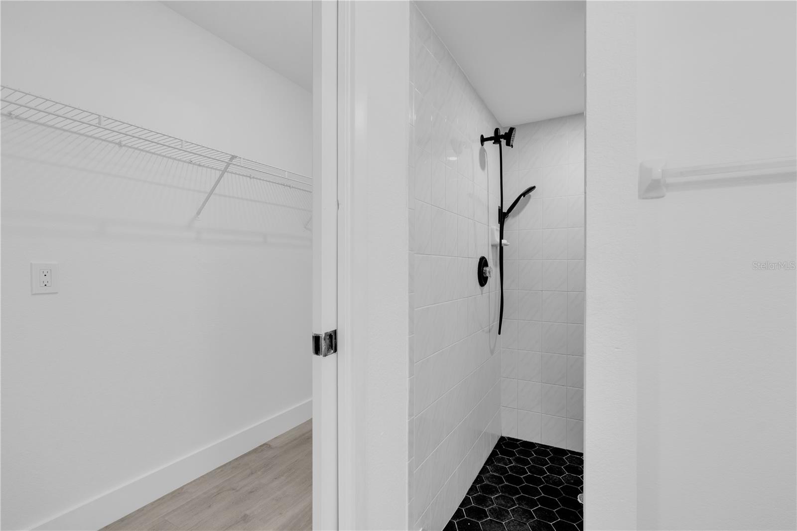 Image 23 of 33 For 26140 Hapsburg Road