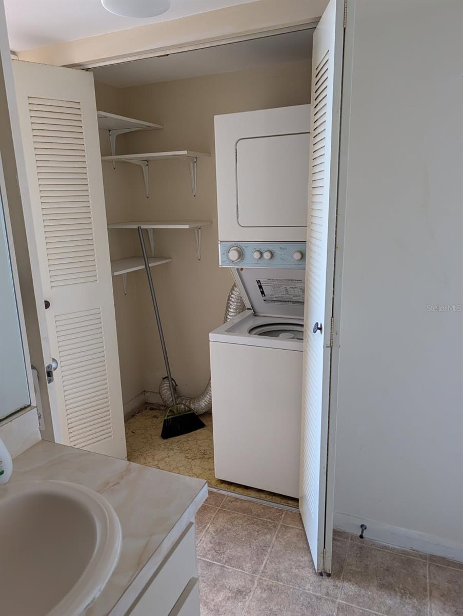 Image 18 of 26 For 3006 Caring Way 401