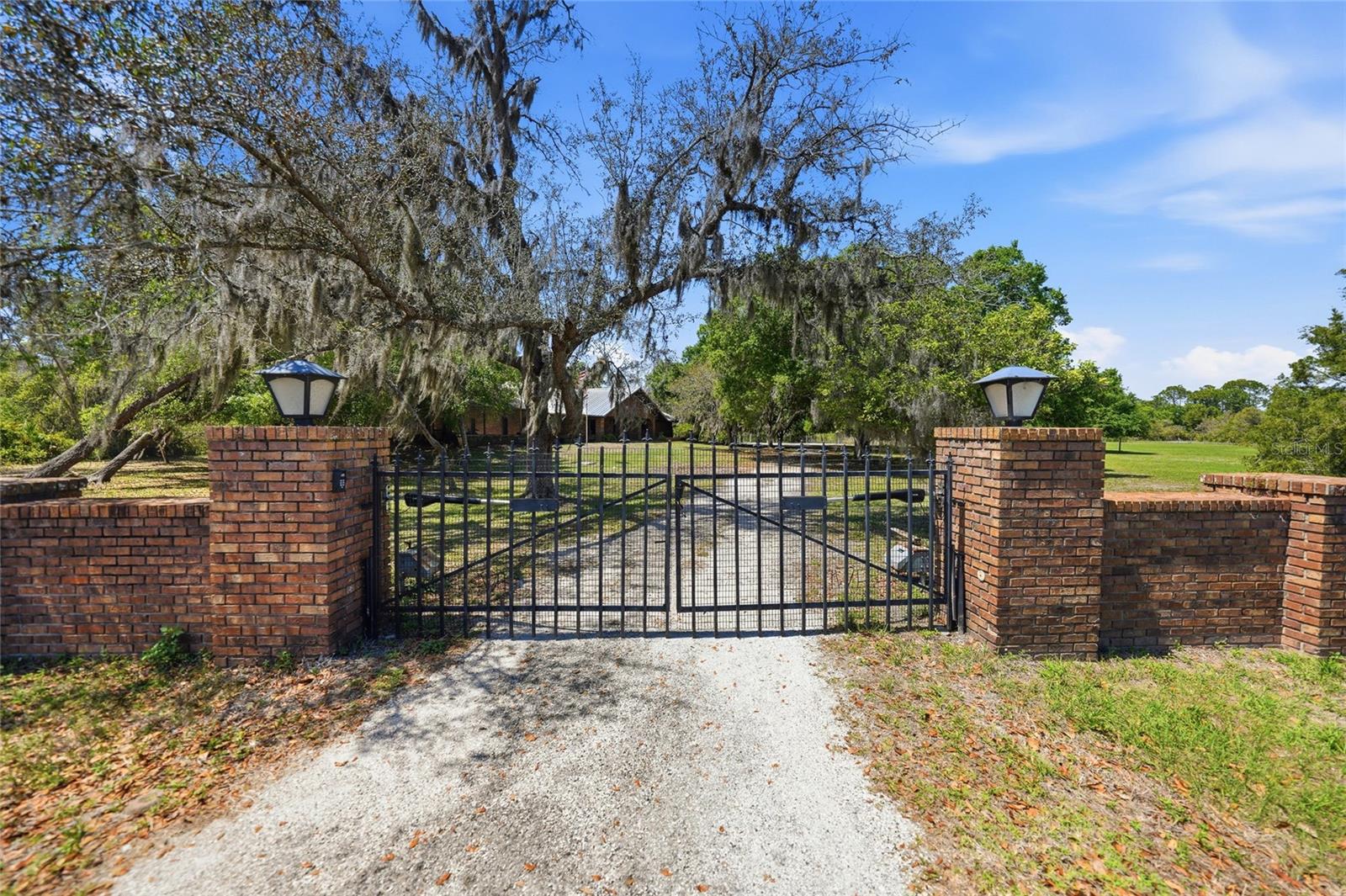 Image 4 of 30 For 5257 Blackjack Circle