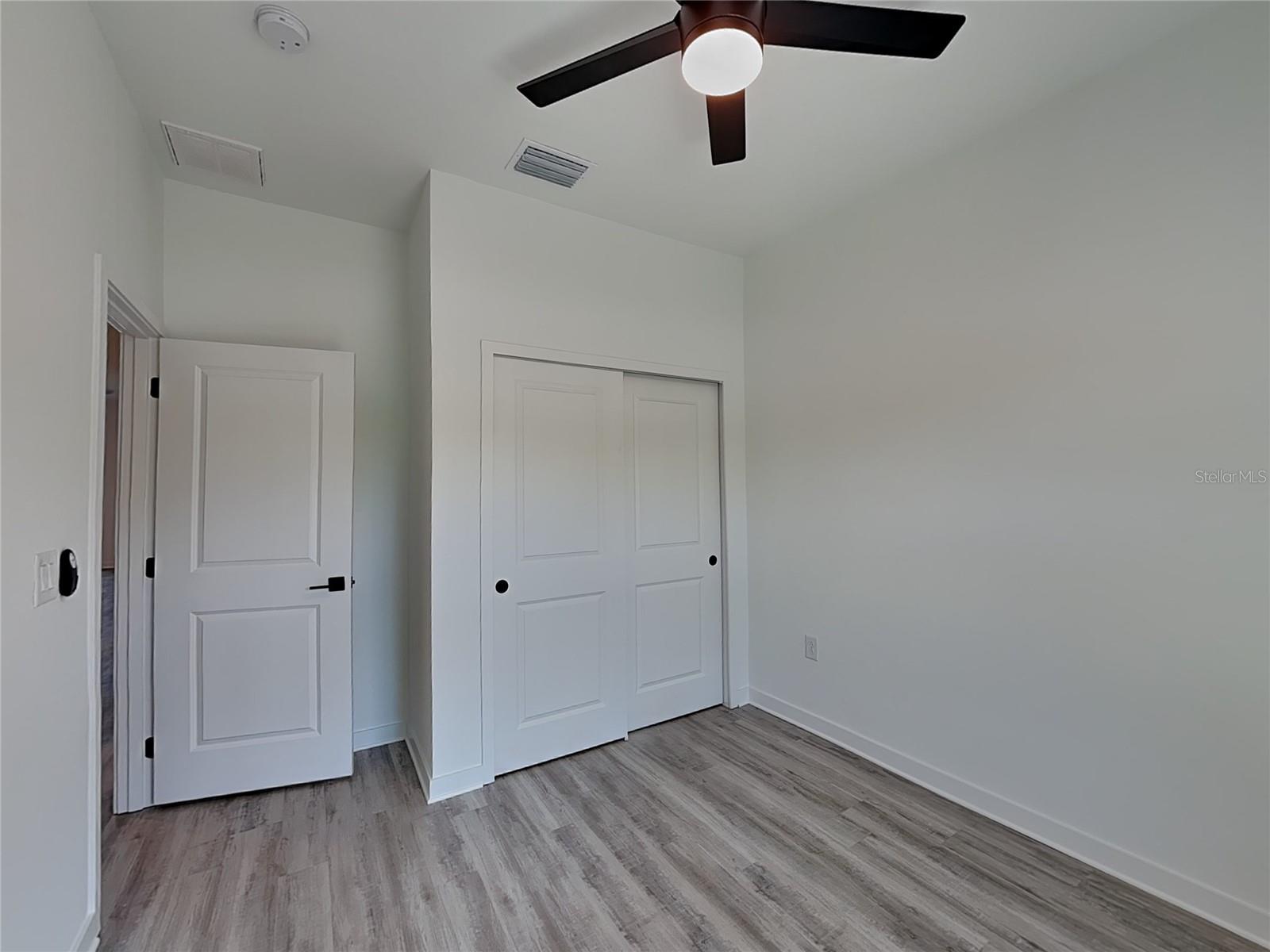 Image 10 of 16 For 12232-12234 Newgate Avenue