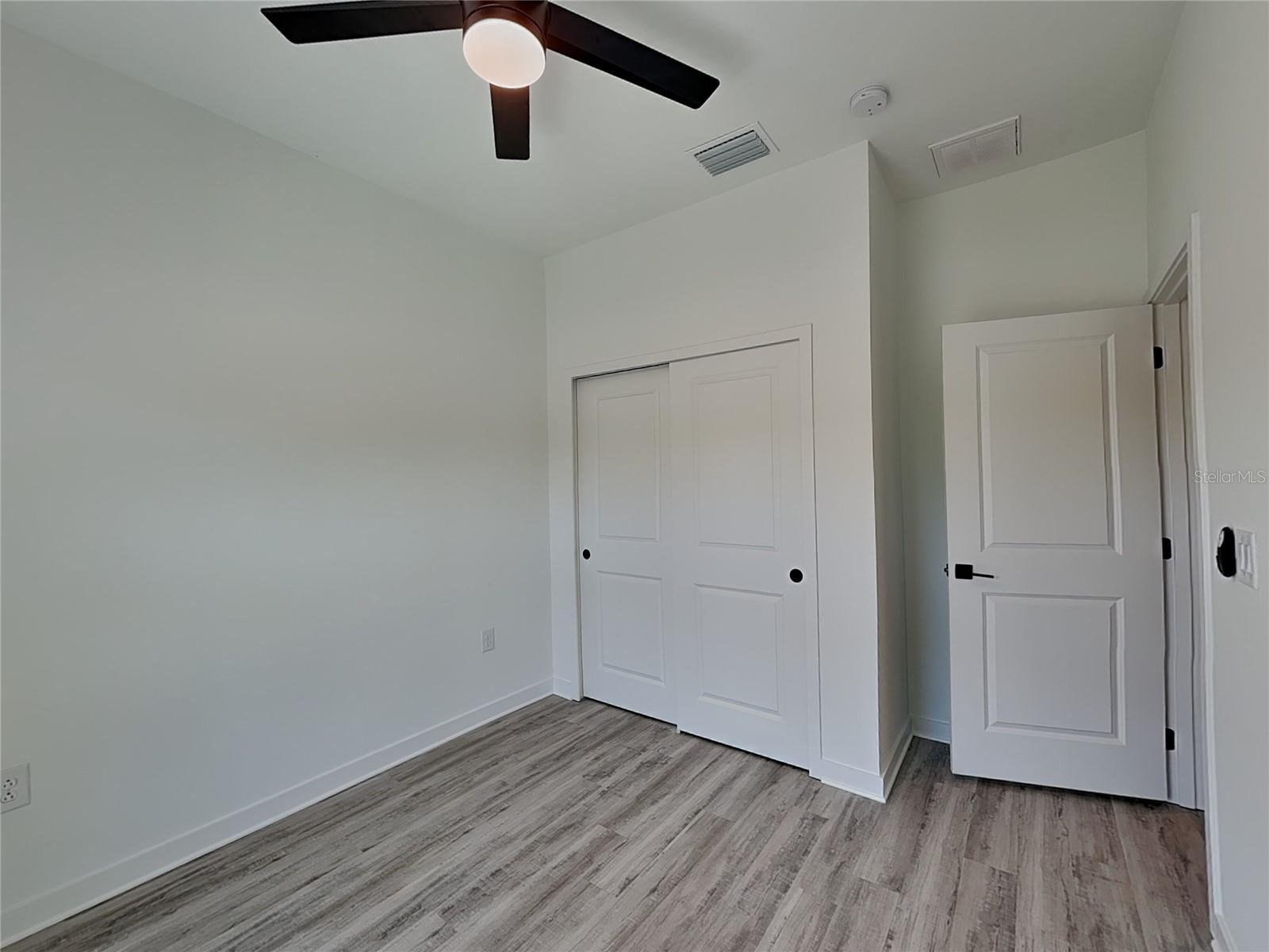 Image 11 of 16 For 12232-12234 Newgate Avenue