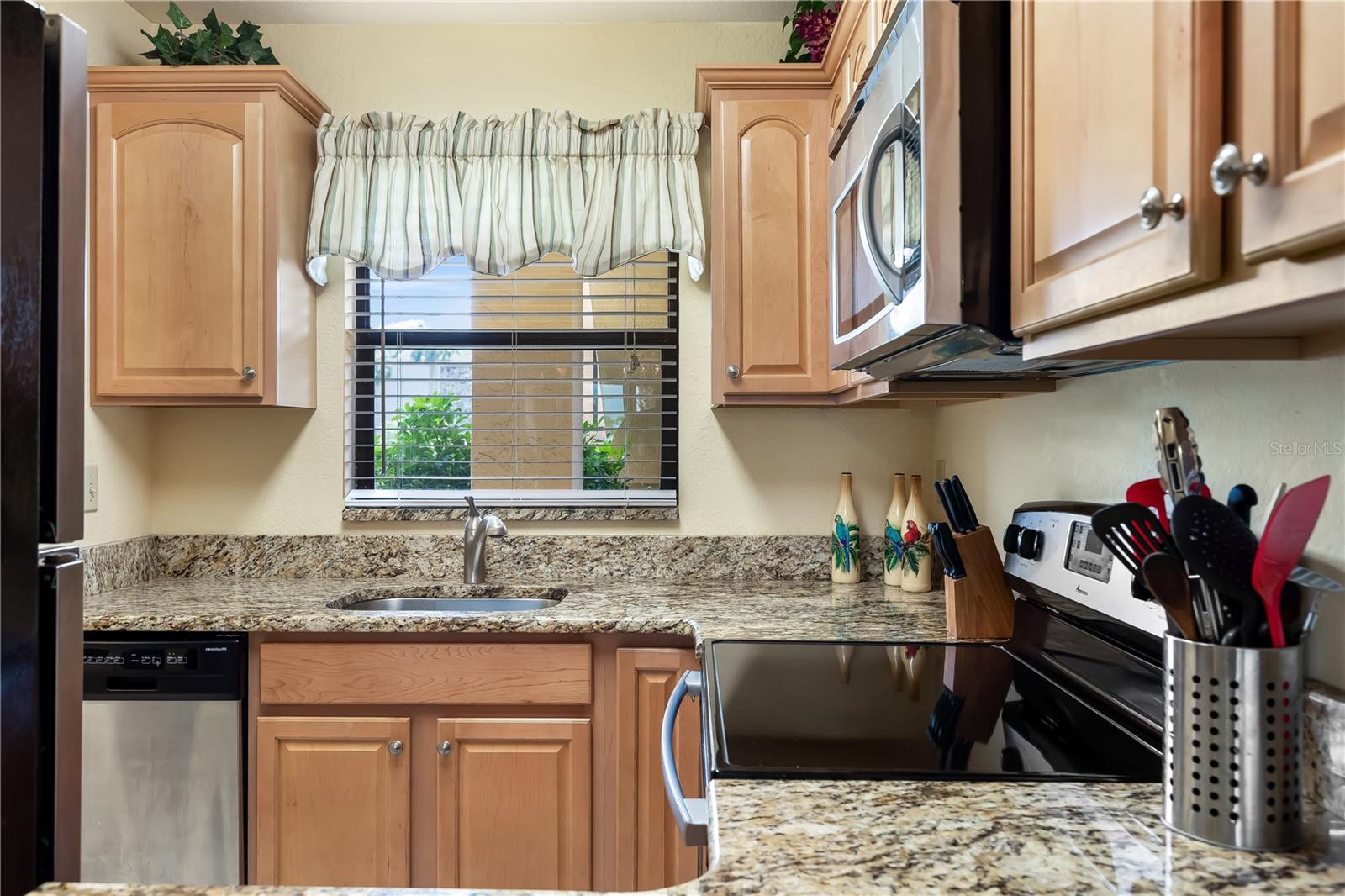 Image 20 of 43 For 3221 White Ibis Court D2